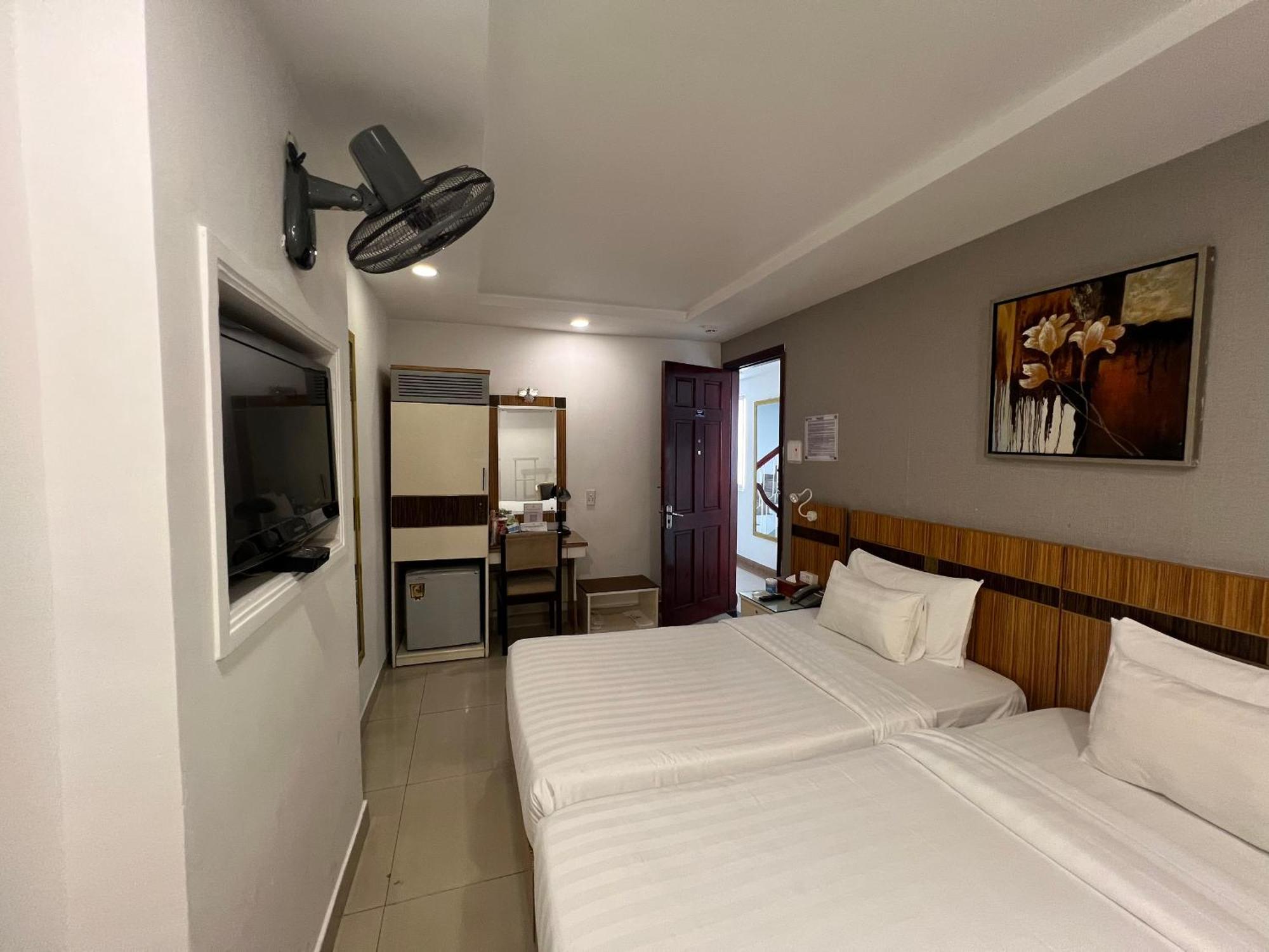 A25 Hotel - 13 Bui Thi Xuan Ho Chi Minh-stad Buitenkant foto