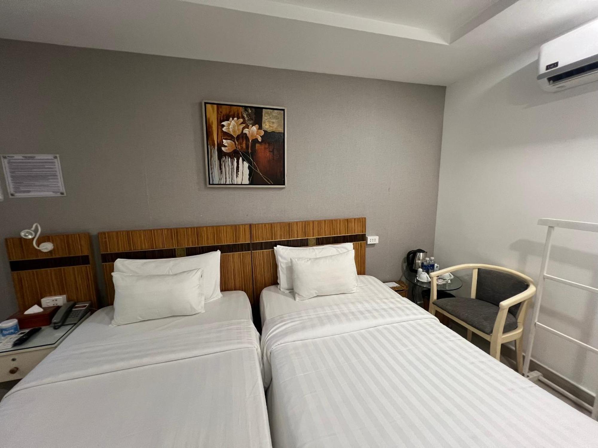 A25 Hotel - 13 Bui Thi Xuan Ho Chi Minh-stad Buitenkant foto